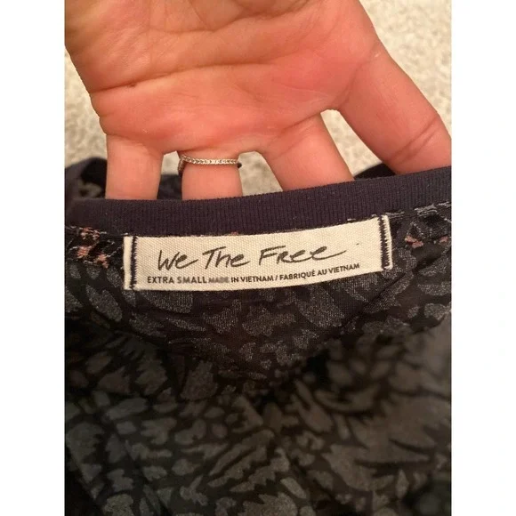 Free People Top - Picture 3 of 6